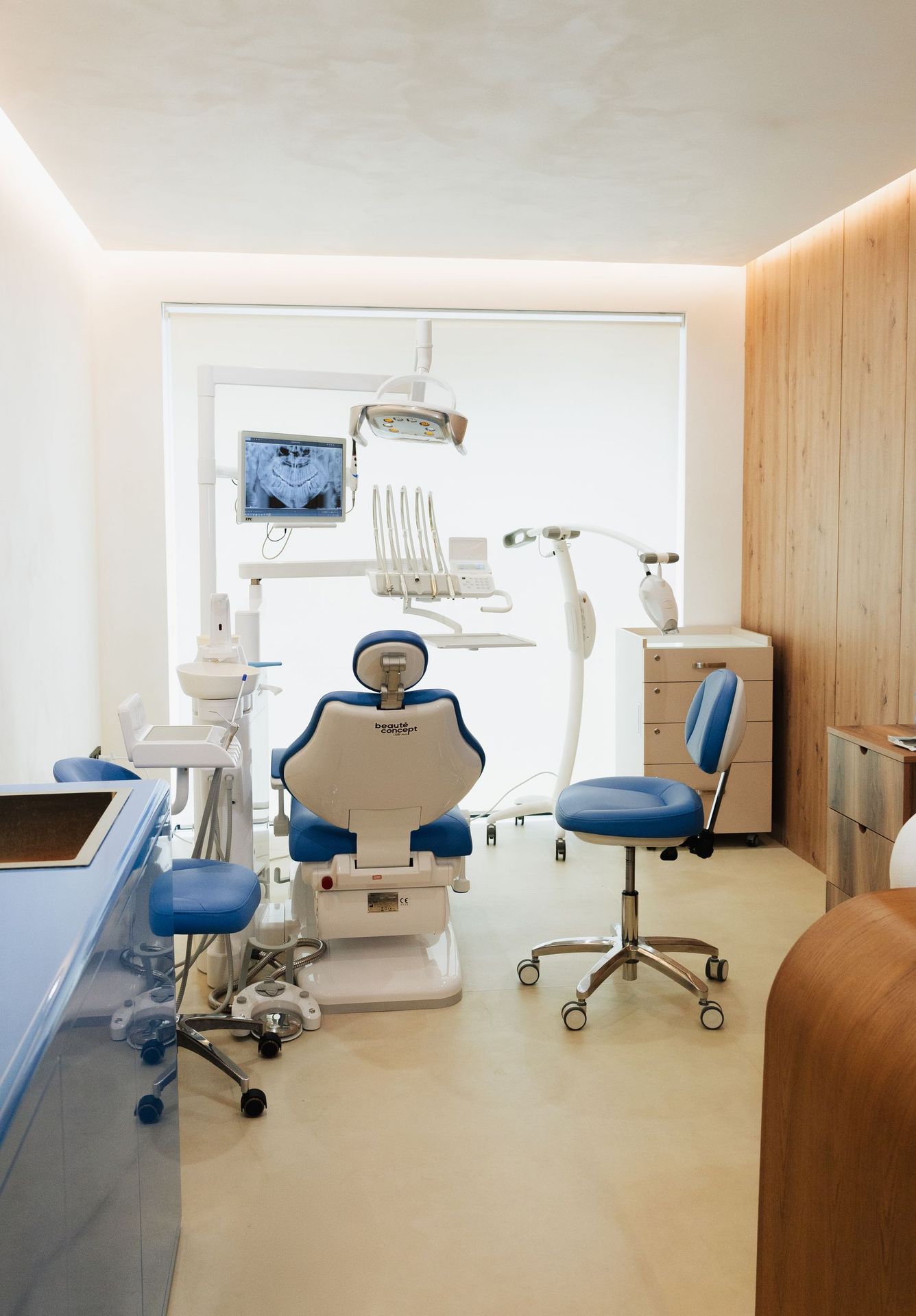 Aesthetic dentistry suite at Sayat-Nova